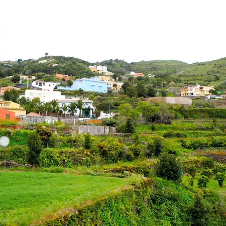 Villa Rural Casa Lolo In *